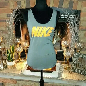 Nike Pro Tank